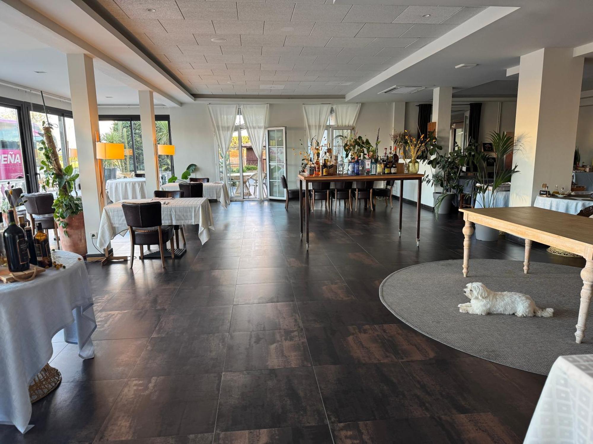 Hotel & Restaurant Figueres Parc Los Hostalets de Llers Εξωτερικό φωτογραφία