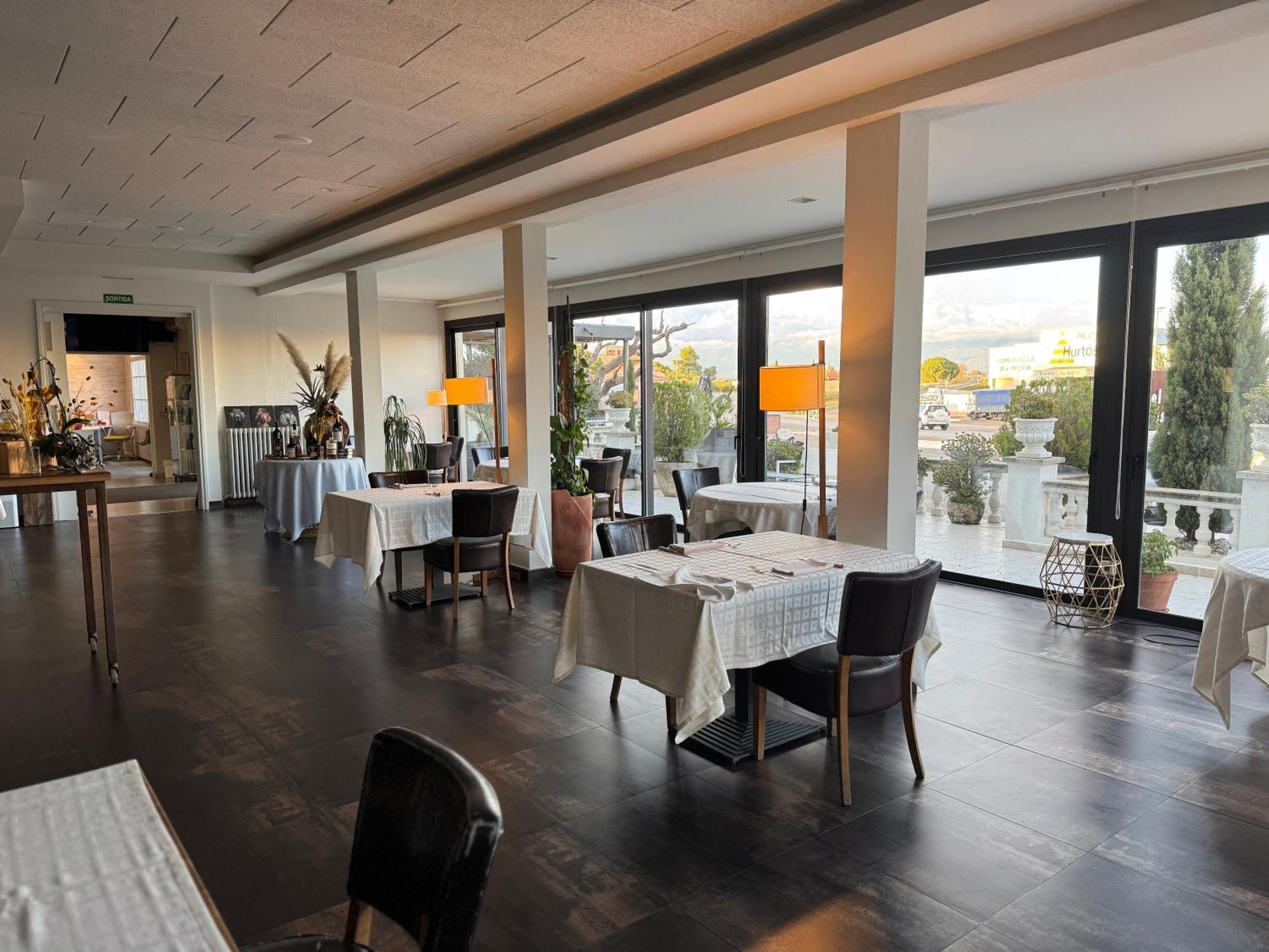Hotel & Restaurant Figueres Parc Los Hostalets de Llers Εξωτερικό φωτογραφία