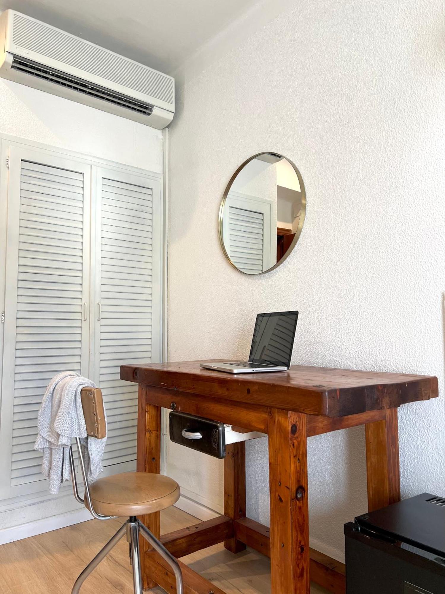 Hotel & Restaurant Figueres Parc Los Hostalets de Llers Εξωτερικό φωτογραφία