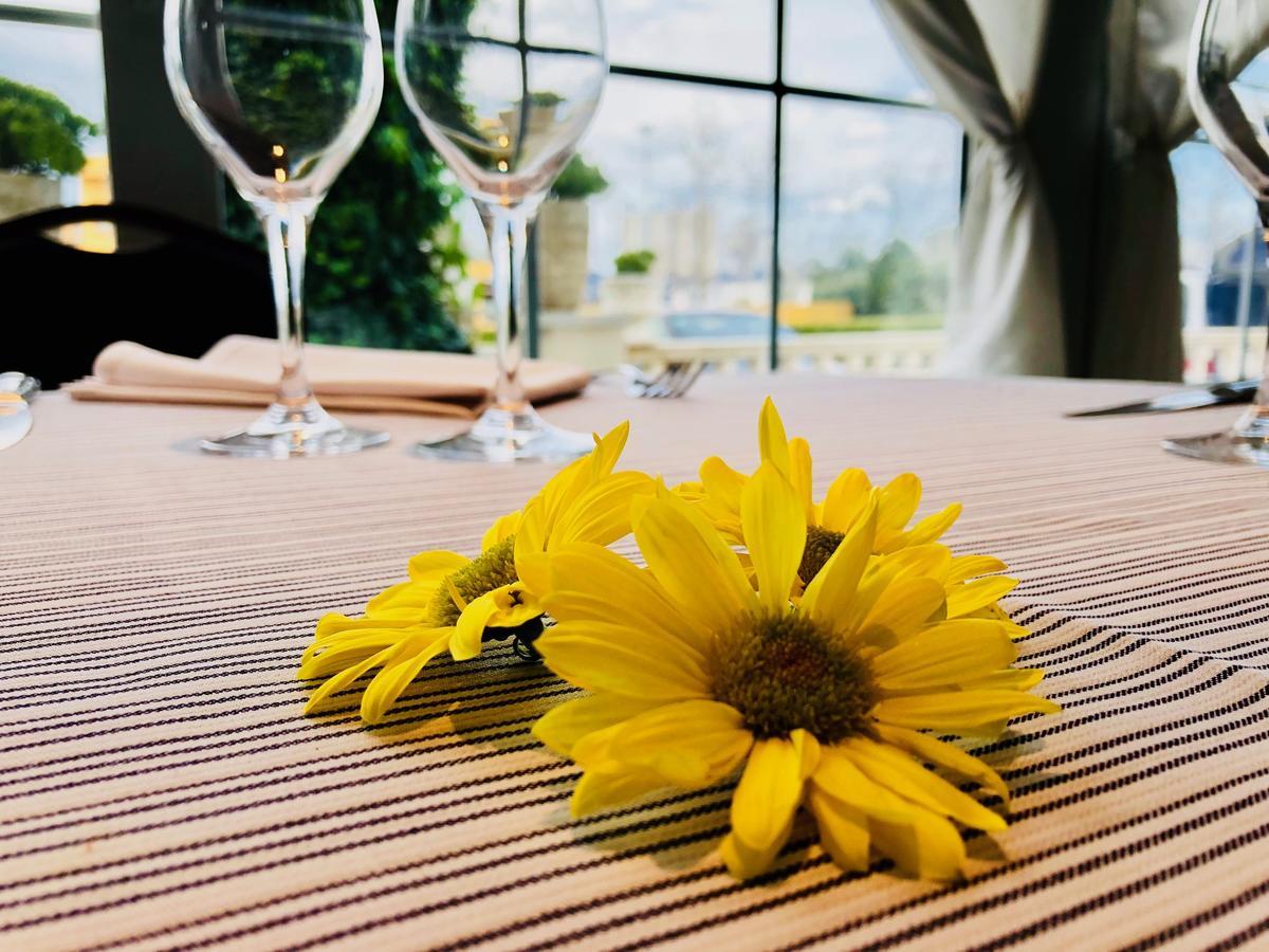 Hotel & Restaurant Figueres Parc Los Hostalets de Llers Εξωτερικό φωτογραφία